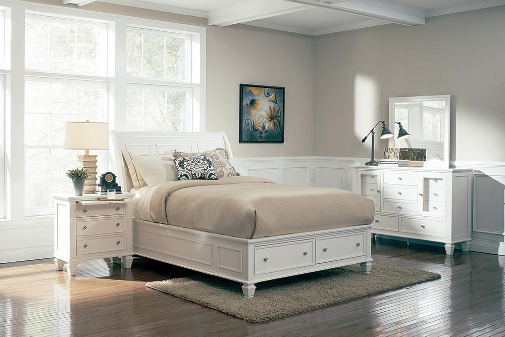 Sandy Beach 5-Piece Storage Bedroom Set with Sleigh Headboard Queen  Half Price Furniture
