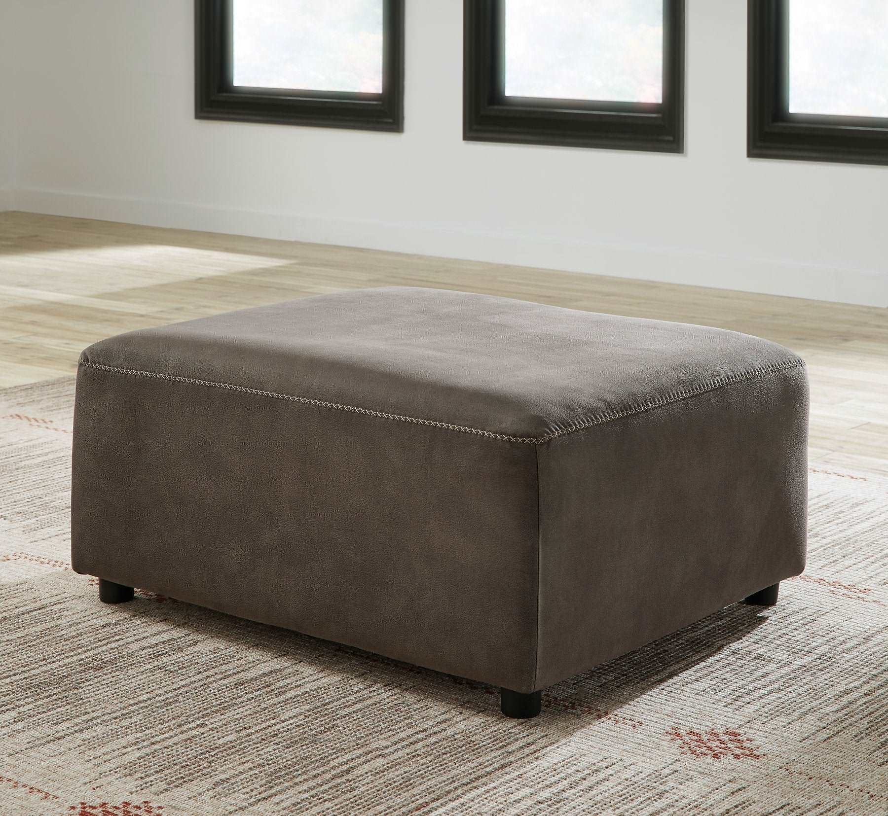 Allena Oversized Accent Ottoman Half Price Furniture