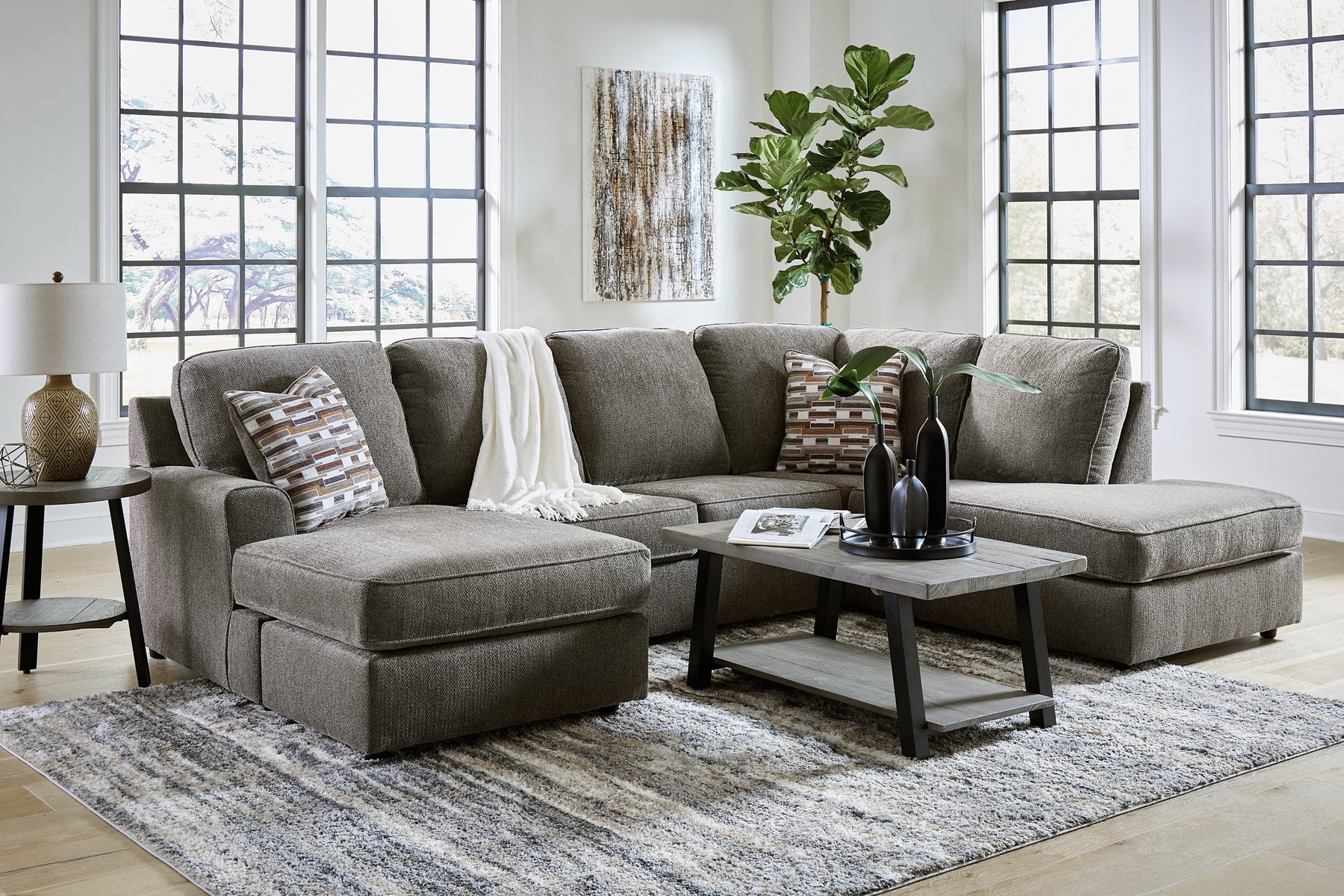 O'Phannon 2-Piece Sectional with Chaise - Half Price Furniture