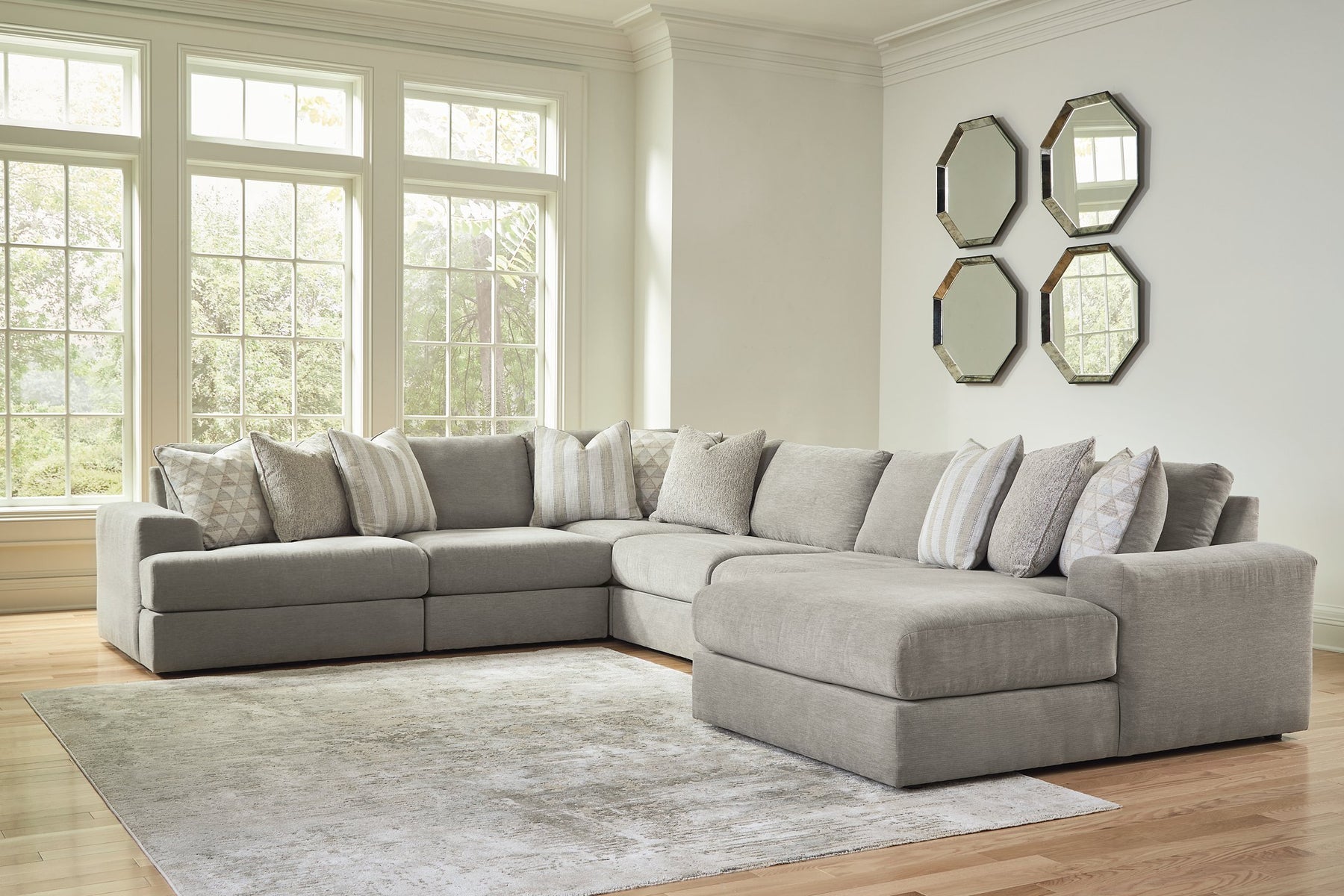 Avaliyah Sectional with Chaise - Half Price Furniture