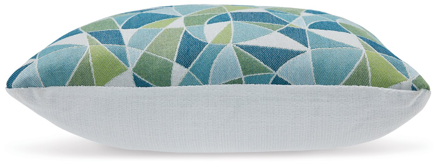 Seanow Next-Gen Nuvella Pillow (Set of 4) - Half Price Furniture