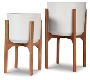 Dorcey Planter (Set of 2) Half Price Furniture