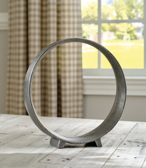 Ryandale Sculpture (Set of 2) - Half Price Furniture