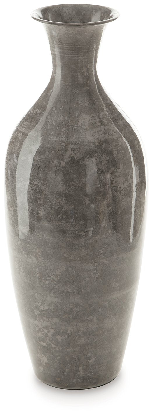 Brockwich Vase - Half Price Furniture