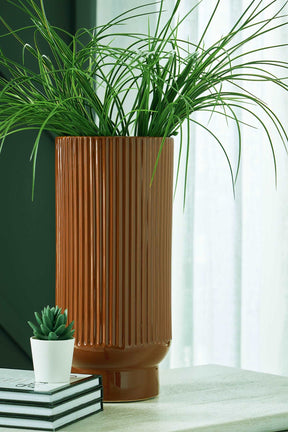 Avalyah Vase (Set of 2) - Half Price Furniture