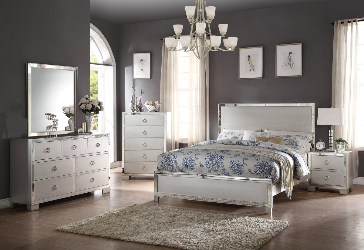 Voeville II Platinum Queen Bed  Half Price Furniture