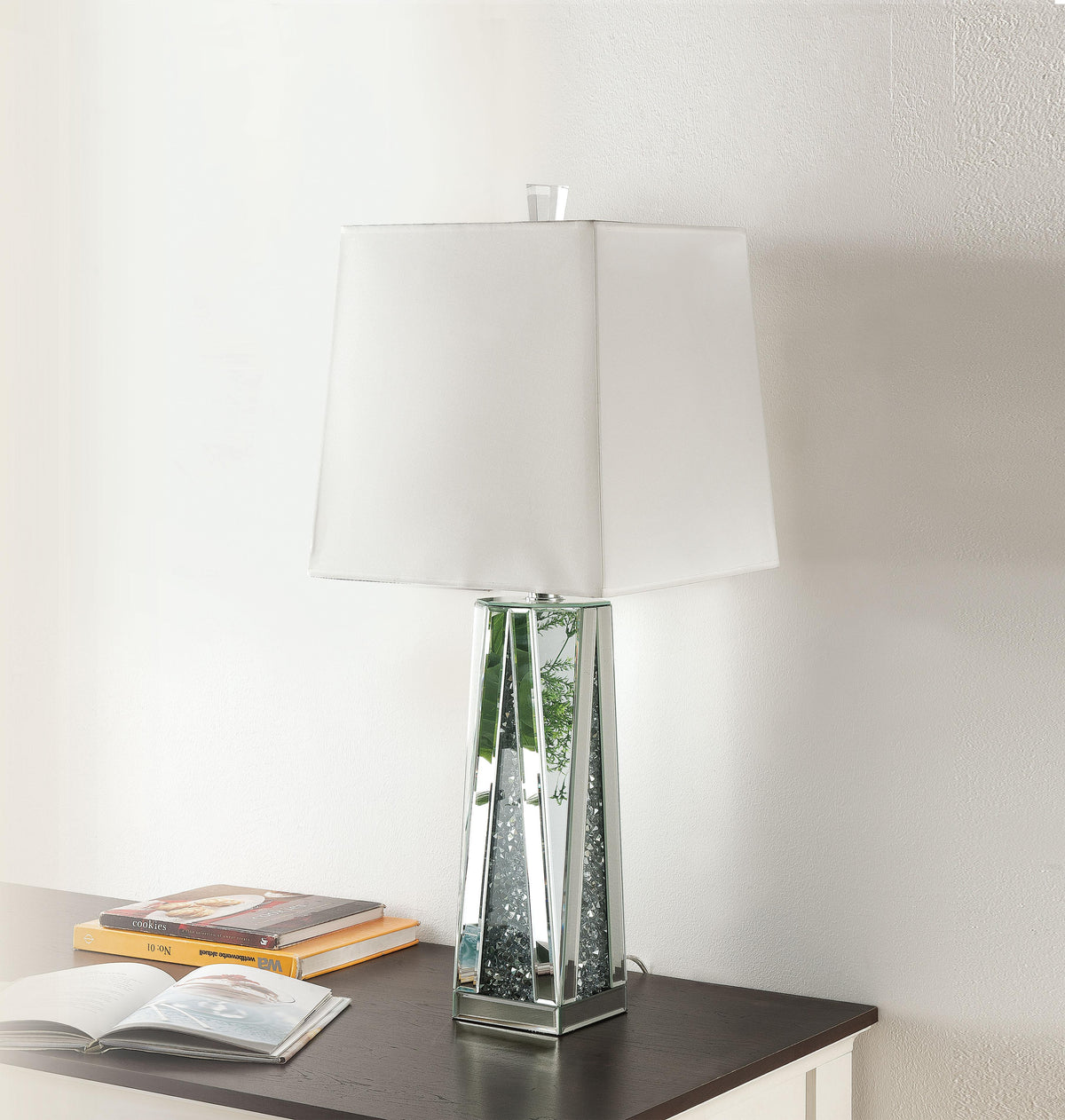 Noralie Mirrored & Faux Diamonds Table Lamp - Half Price Furniture