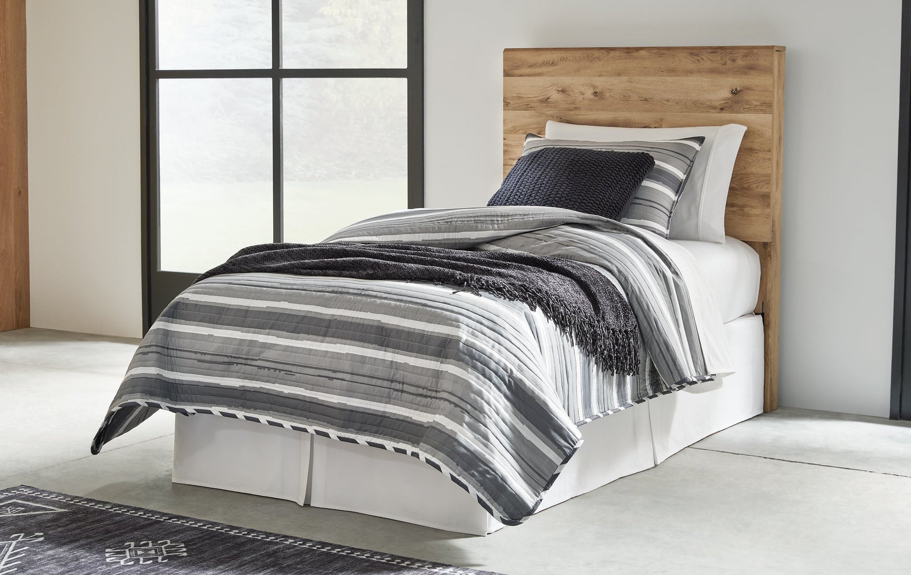 Hyanna Bed - Half Price Furniture