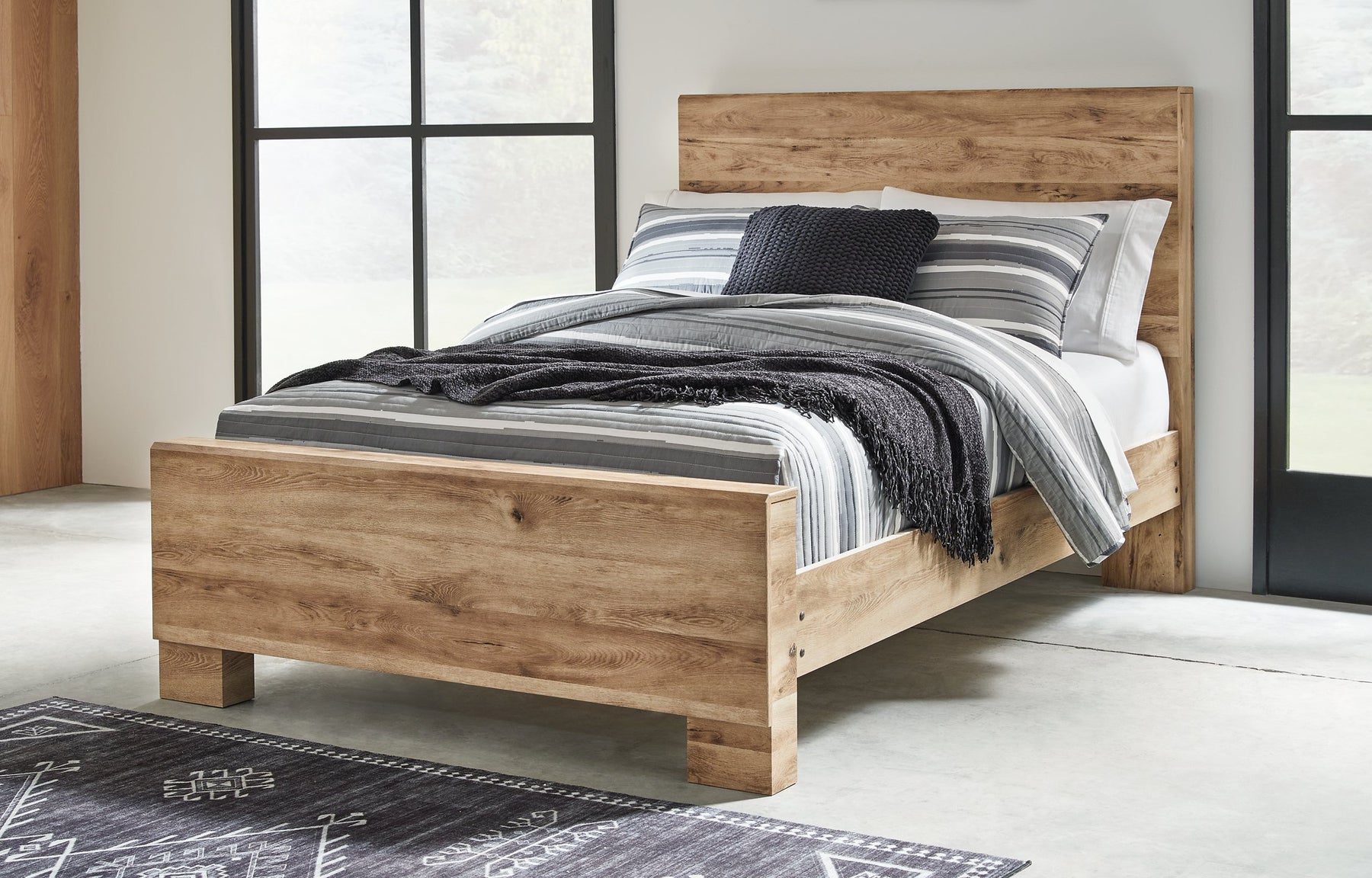 Hyanna Bed - Half Price Furniture