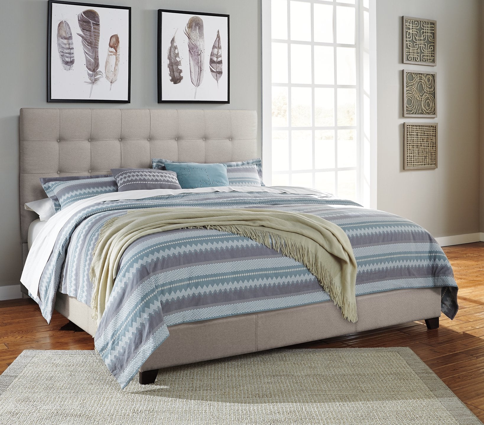 Dolante Upholstered Bed - Half Price Furniture