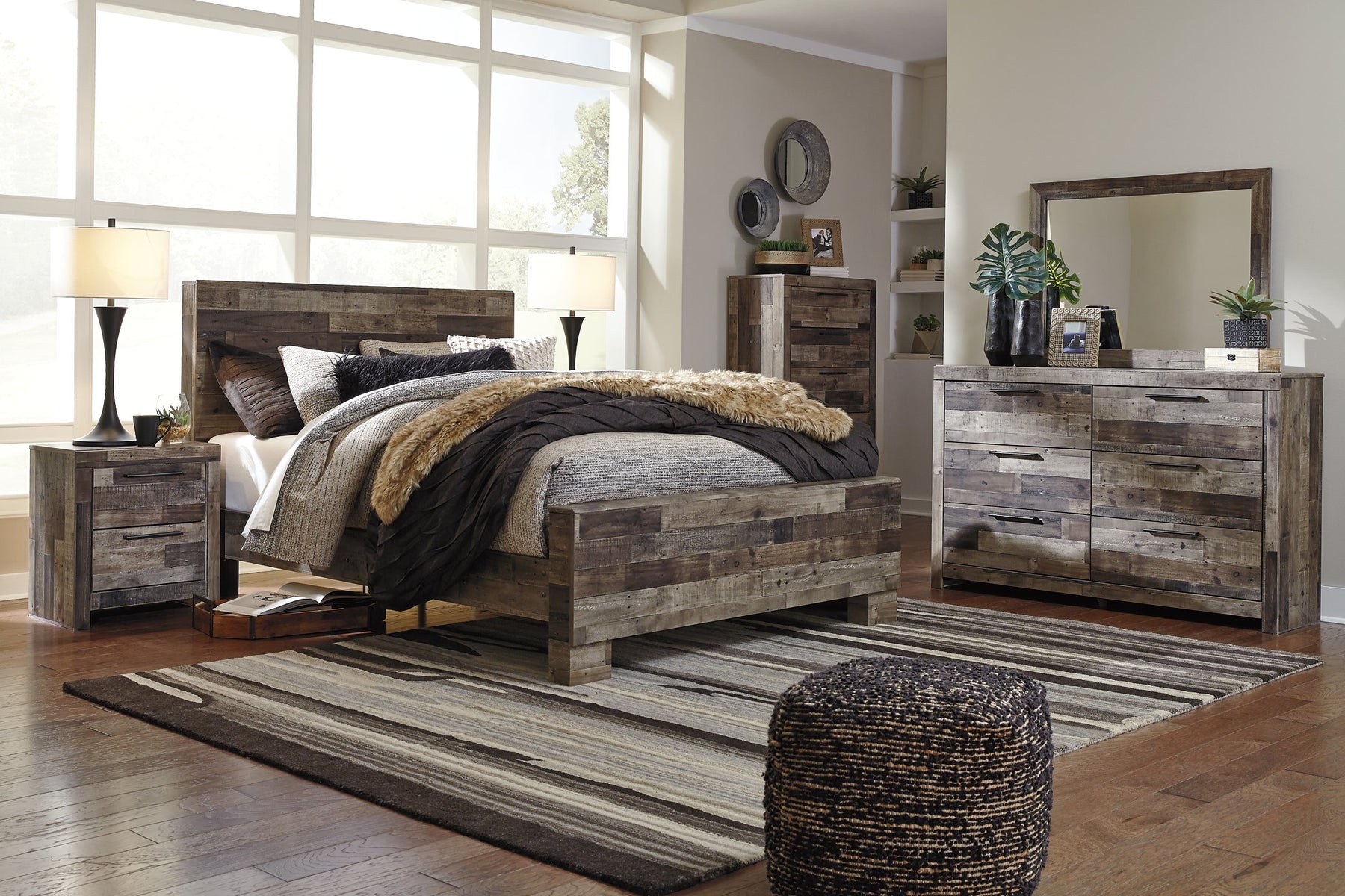 Derekson Bed - Half Price Furniture