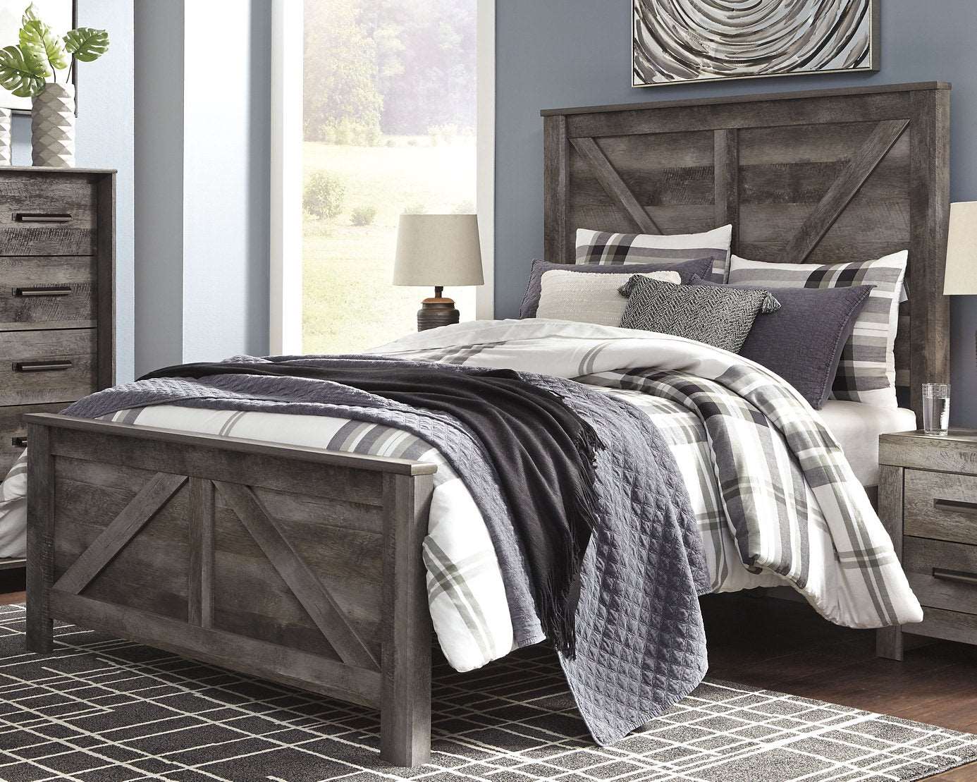 Wynnlow Crossbuck Bed - Half Price Furniture