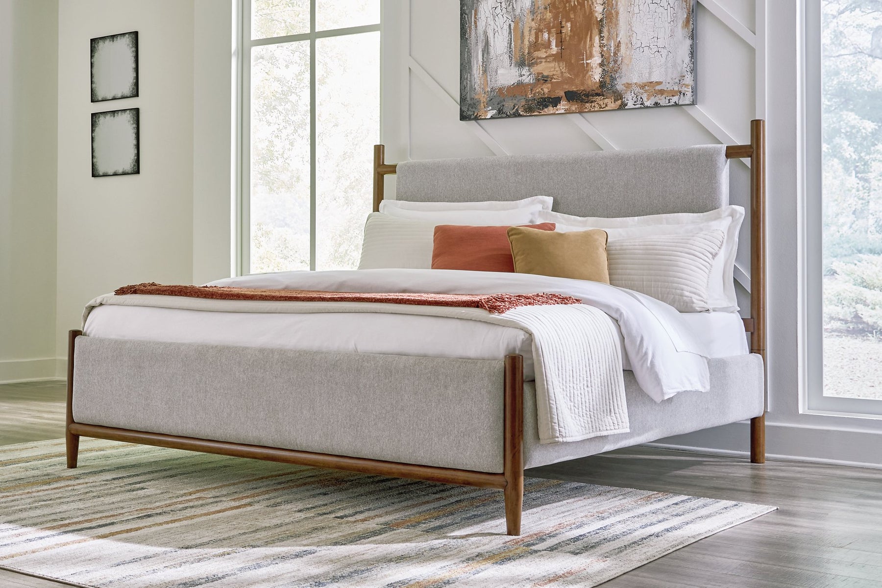 Lyncott Upholstered Bed - Half Price Furniture