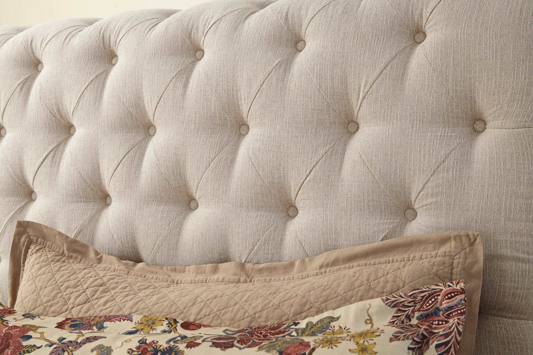 Willenburg Upholstered Bed - Half Price Furniture