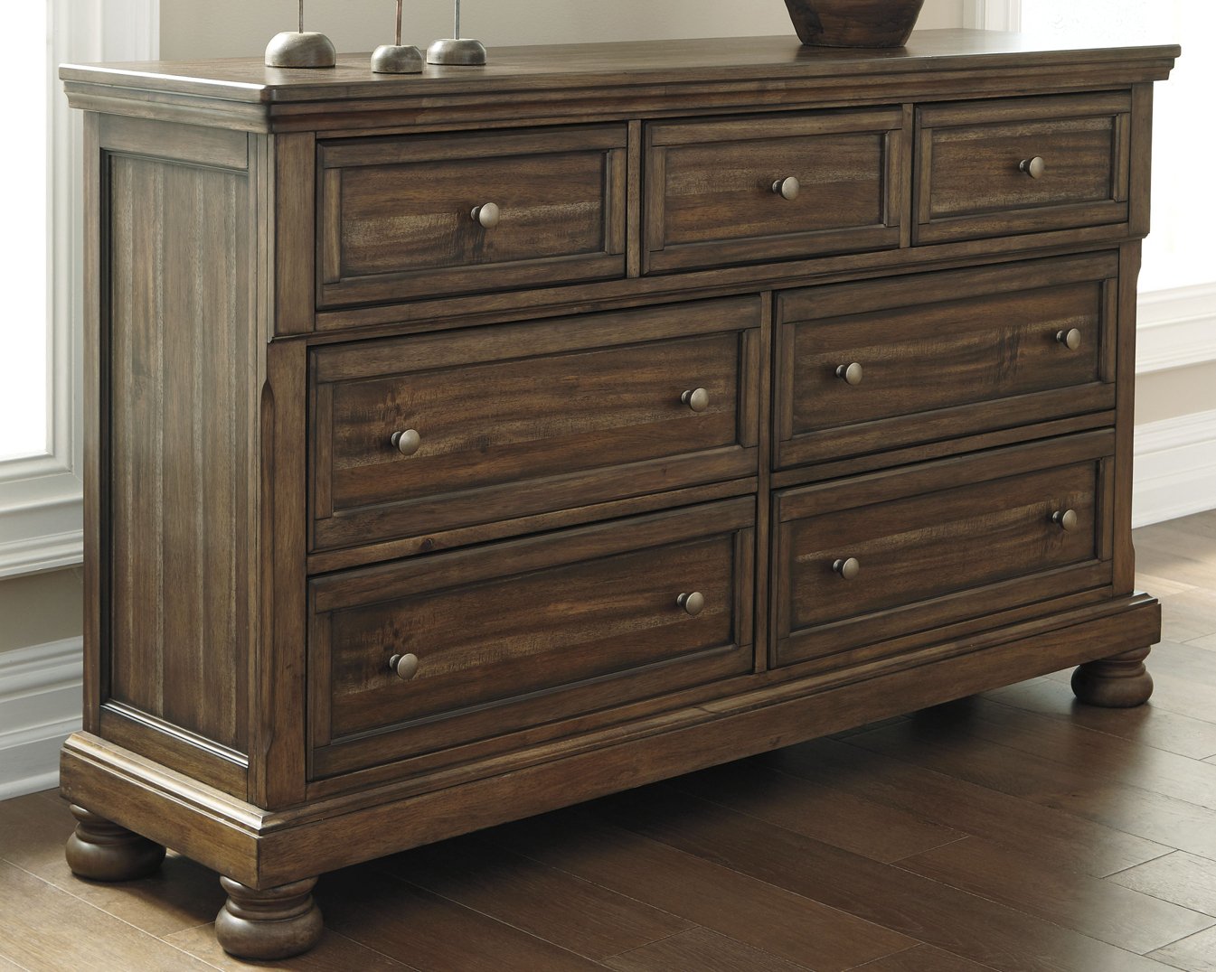 Flynnter Dresser and Mirror - Half Price Furniture