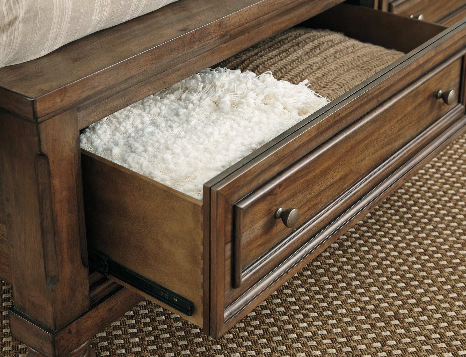 Flynnter Bed with 2 Storage Drawers - Half Price Furniture