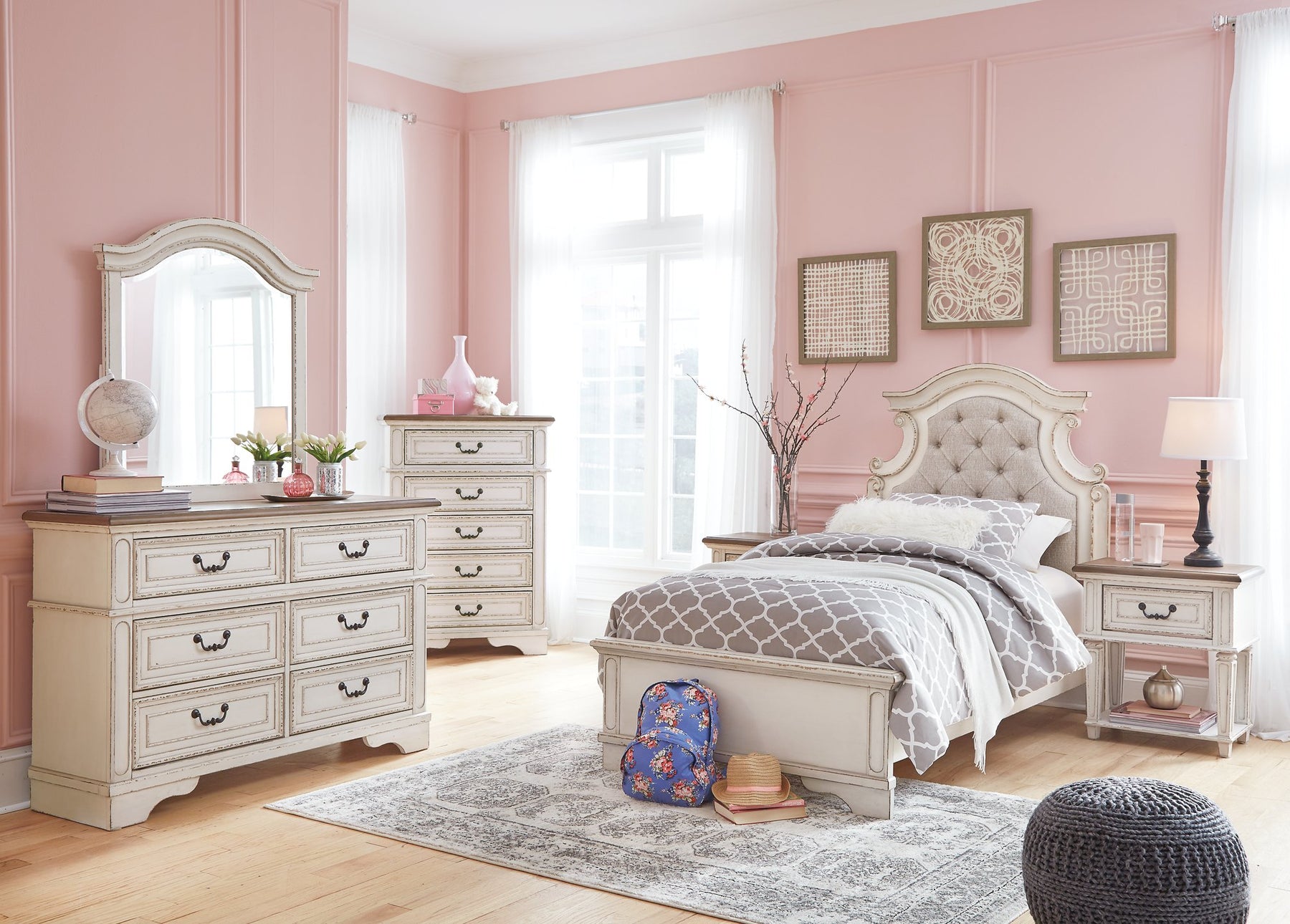 Realyn Dresser and Mirror - Half Price Furniture