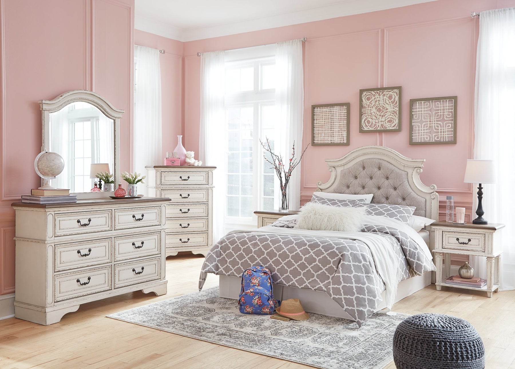 Realyn Dresser and Mirror - Half Price Furniture