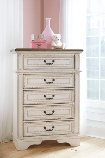 Realyn Chest of Drawers - Half Price Furniture