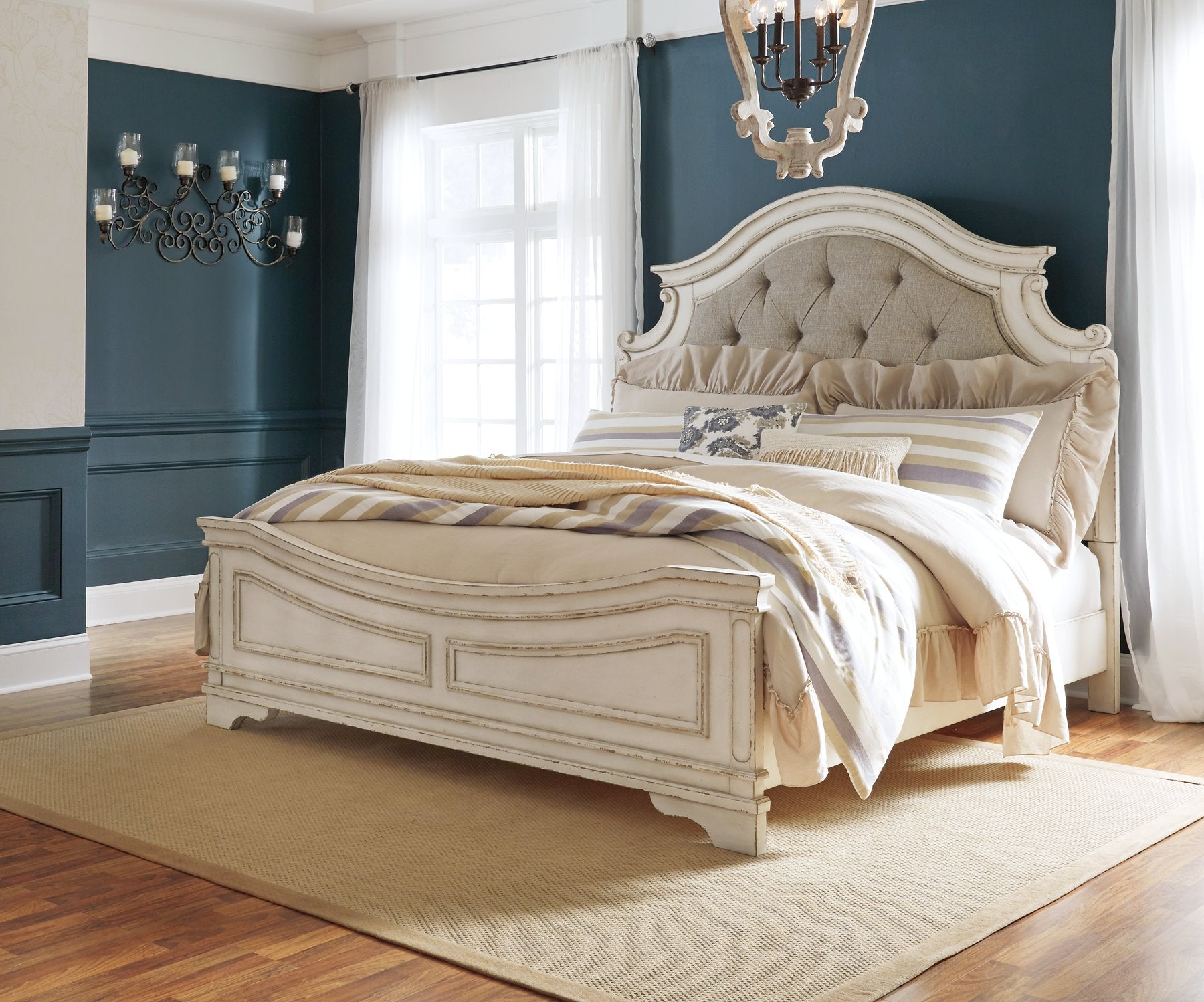 Realyn Bedroom Set - Half Price Furniture