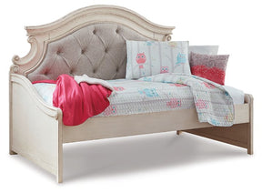 Realyn Bed - Half Price Furniture