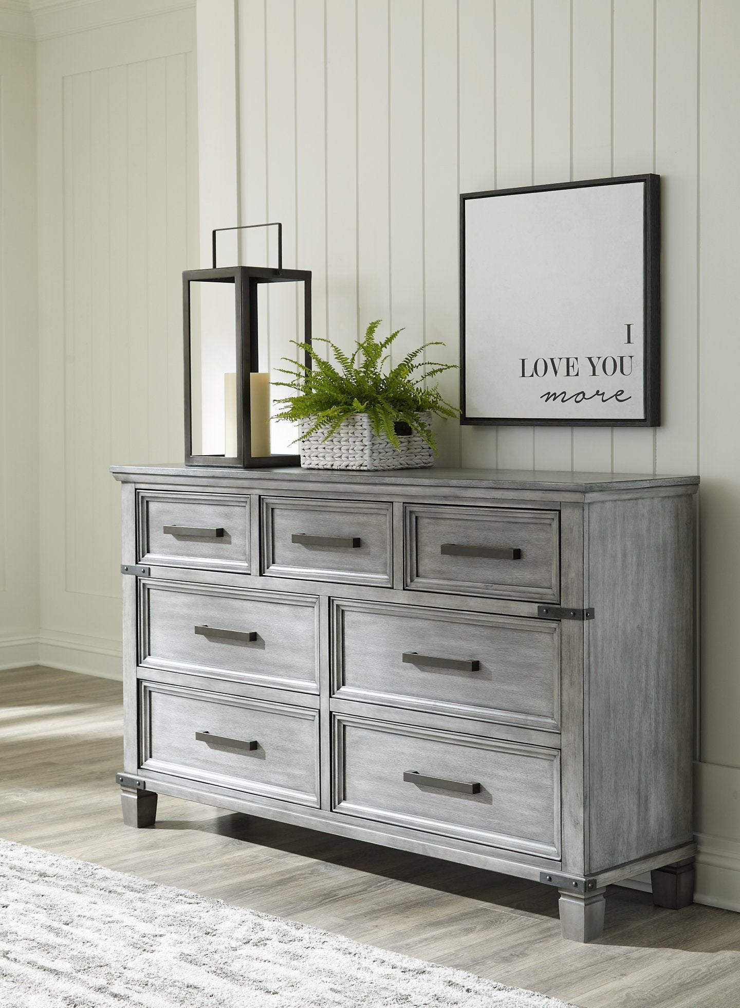 Russelyn Dresser and Mirror - Half Price Furniture