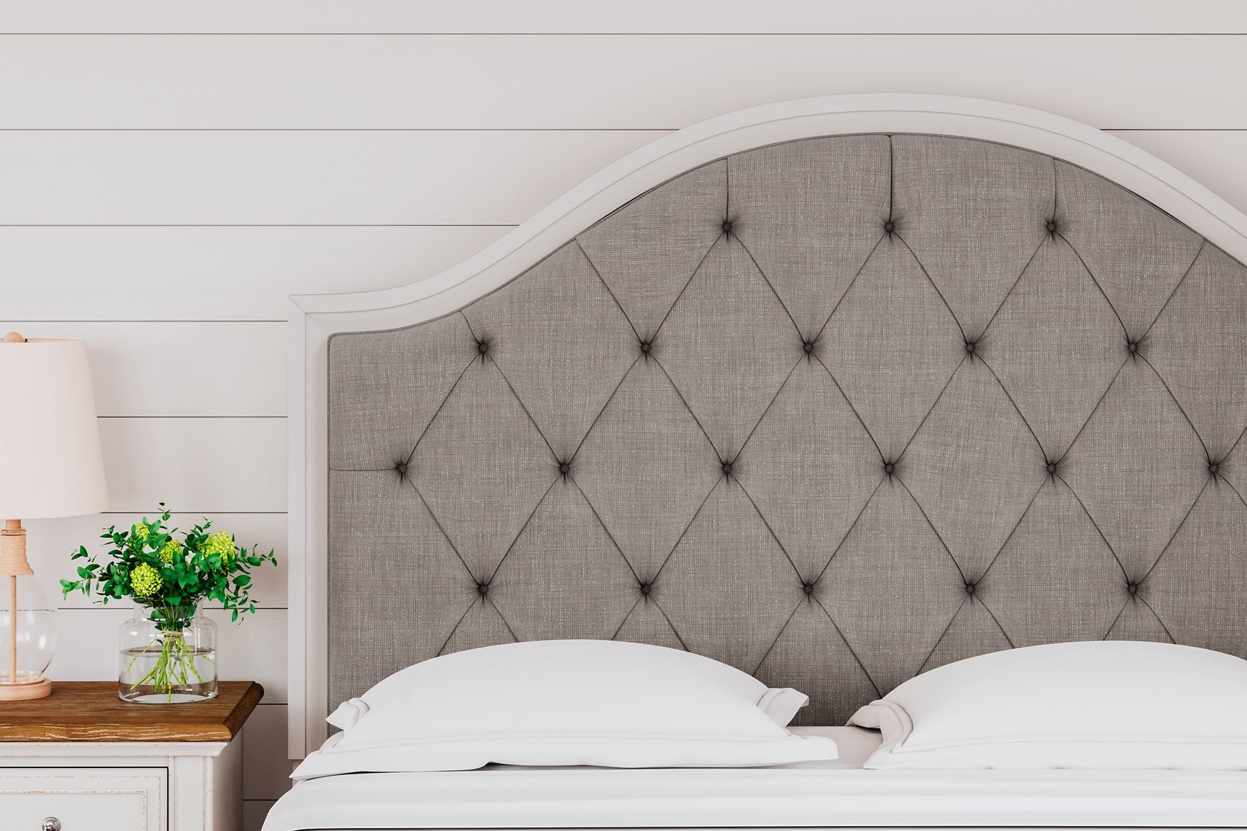 Brollyn Upholstered Bed - Half Price Furniture