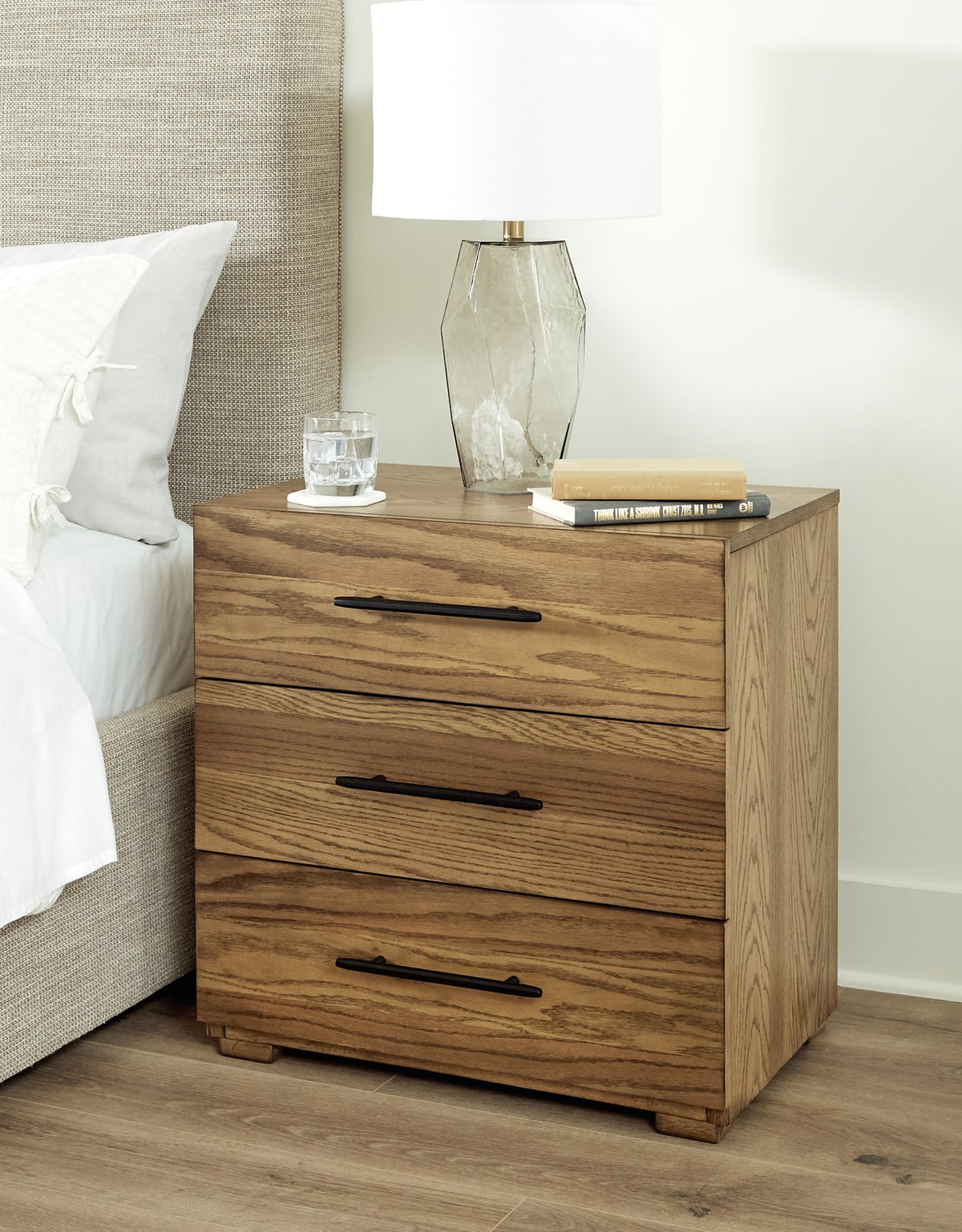 Dakmore Nightstand - Nightstand - Half Price Furniture