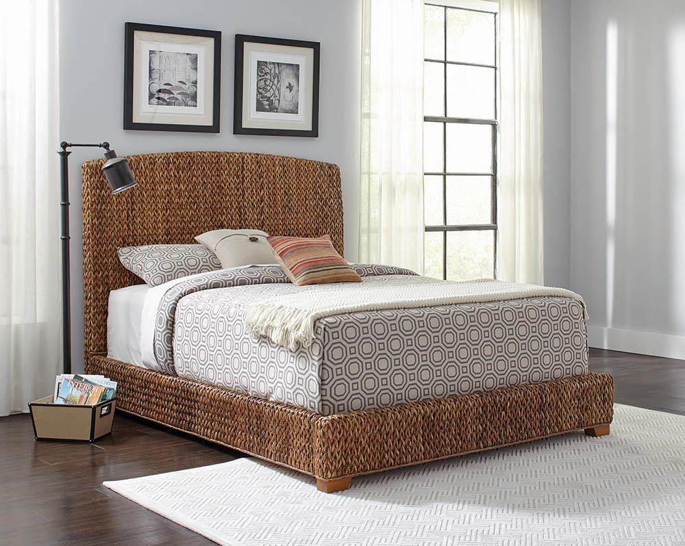 Laughton Hand-Woven Banana Leaf Queen Bed Amber - Half Price Furniture
