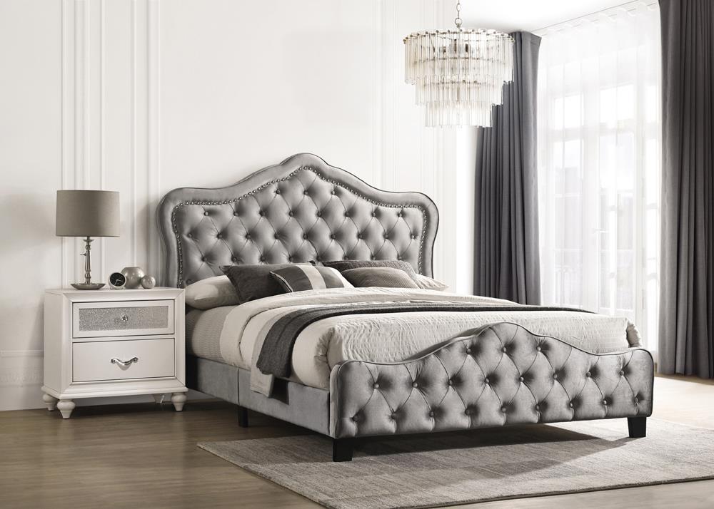 Bella King Upholstered Tufted Panel Bed Grey - Half Price Furniture