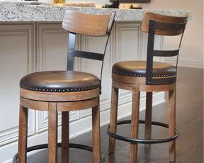 Pinnadel Counter Height Bar Stool - Half Price Furniture