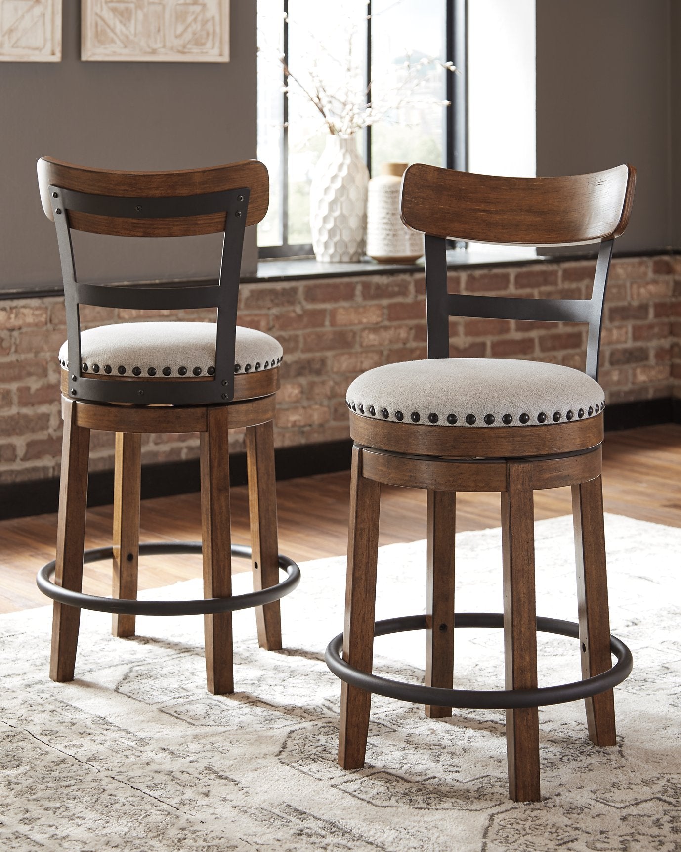 Valebeck Counter Height Bar Stool - Half Price Furniture