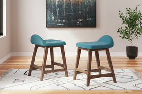 Lyncott Counter Height Bar Stool - Half Price Furniture