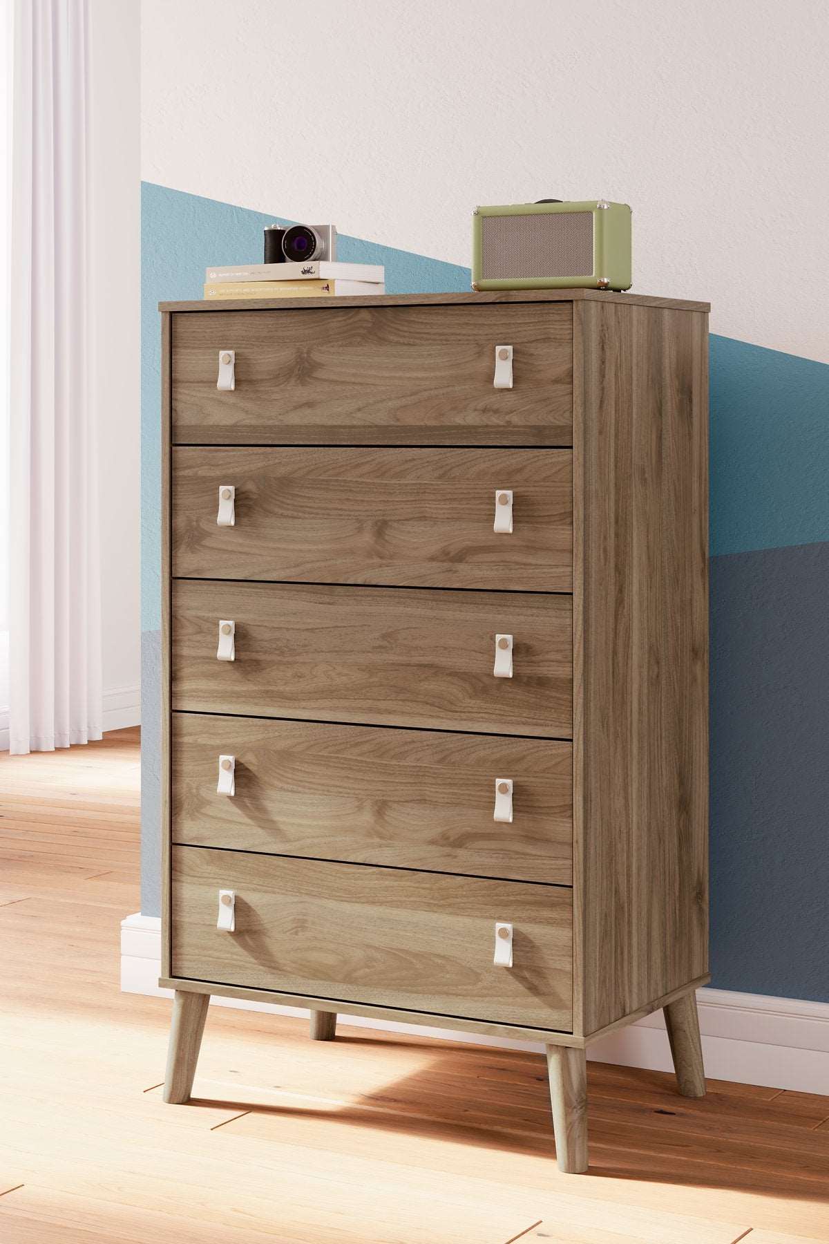 Aprilyn Chest of Drawers - Half Price Furniture