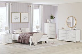 Hallityn Bed - Half Price Furniture