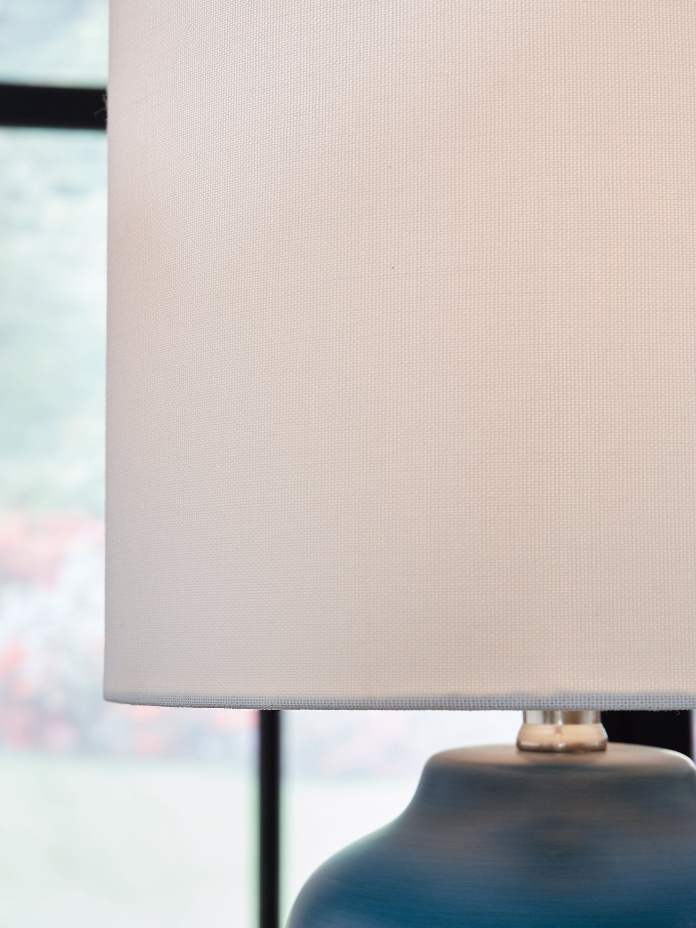 Gierburg Table Lamp - Half Price Furniture