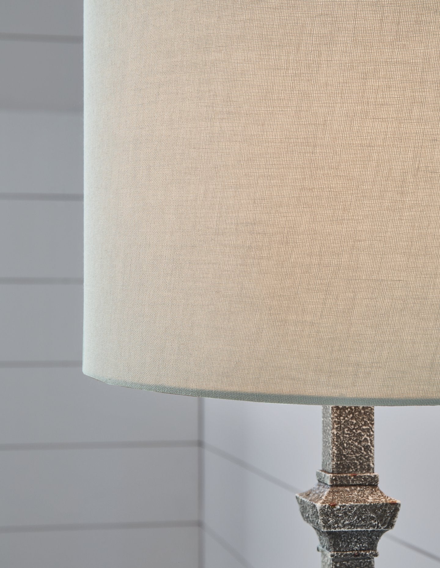 Oralieville Accent Lamp - Half Price Furniture