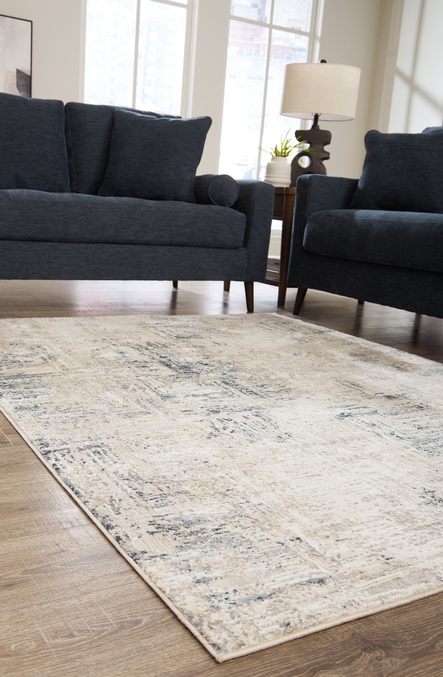 Gentor 5' x 7' Rug - Half Price Furniture