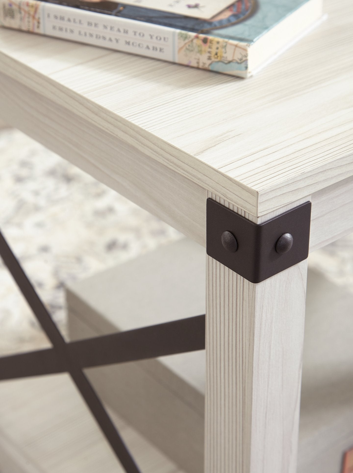 Bayflynn End Table - Half Price Furniture