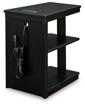 Winbardi Chairside End Table - Half Price Furniture